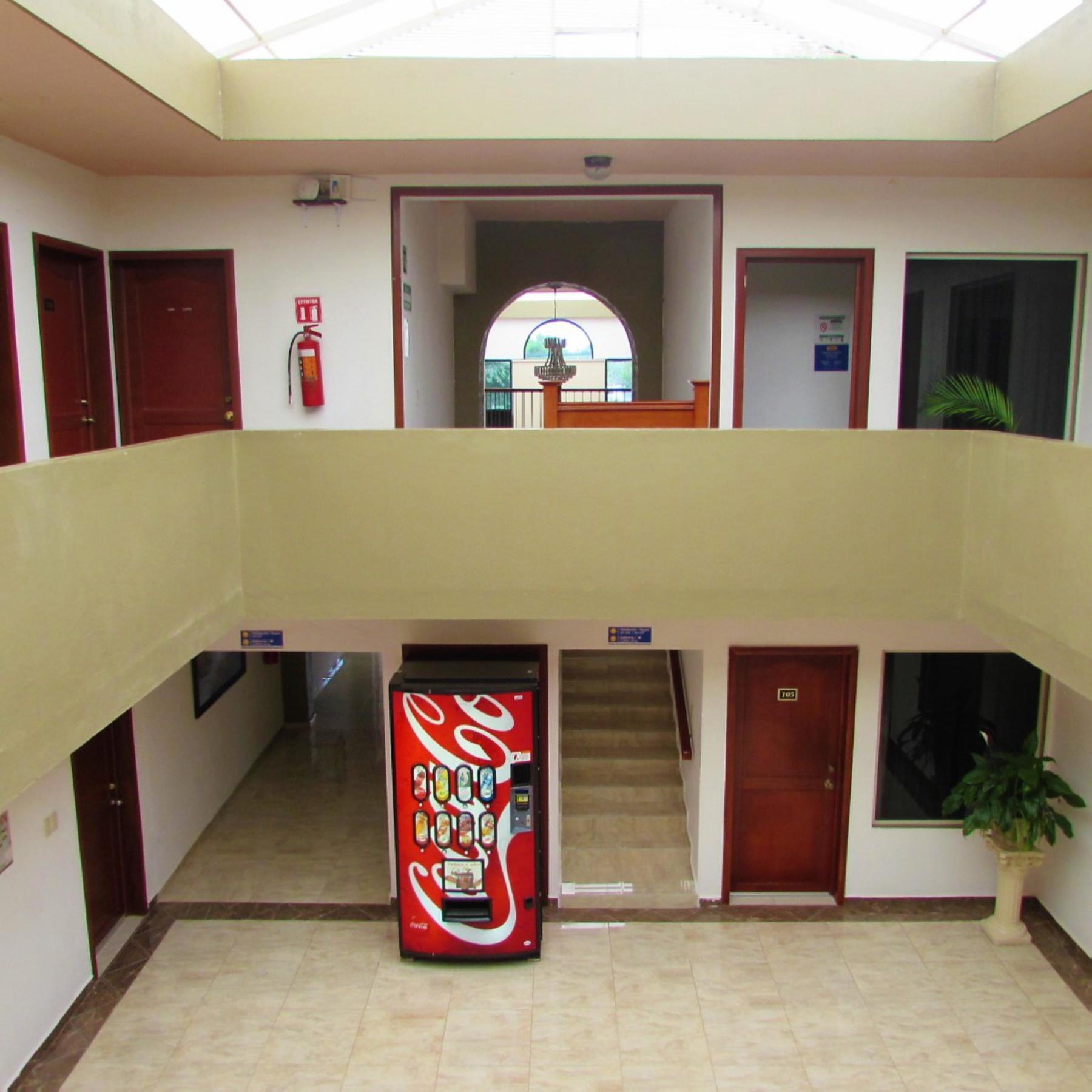 Hotel Alfa Inn Montemorelos Exteriör bild